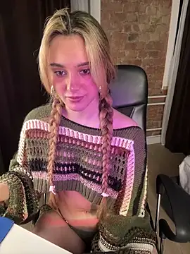 Chloe Ravens online show from October 2, 8:14 pm