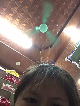 girl-cute online show from December 21, 11:58 am