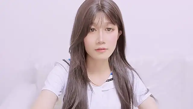 Rabbitlittlefool online show from October 31, 4:00 pm