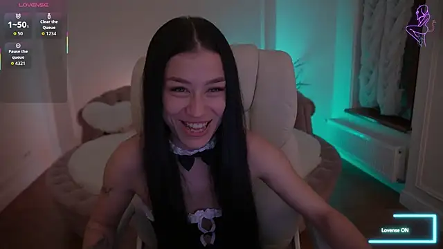 FataleNellie online show from May 14, 8:47 pm