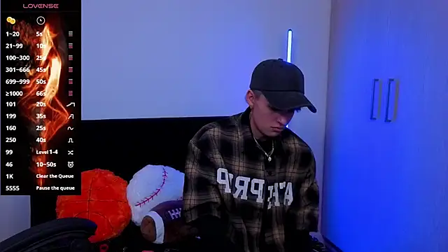 imlaiaaa online show from November 22, 2:14 am