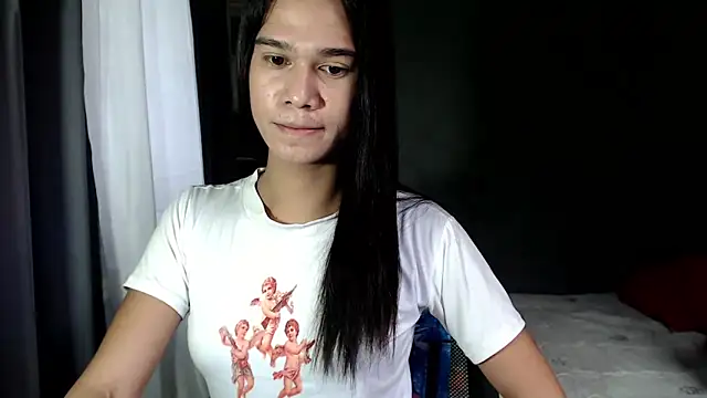 urseductivebarbie xx online show from September 30, 8:42 am