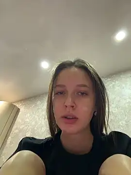 ElliRose online show from November 29, 9:13 am