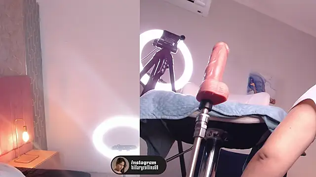 Hillary Collins1 online show from February 27, 4:23 am