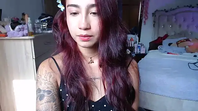 evali16 online show from December 21, 7:51 pm