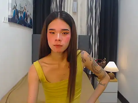 Colette Thompson online show from April 22, 12:57 pm