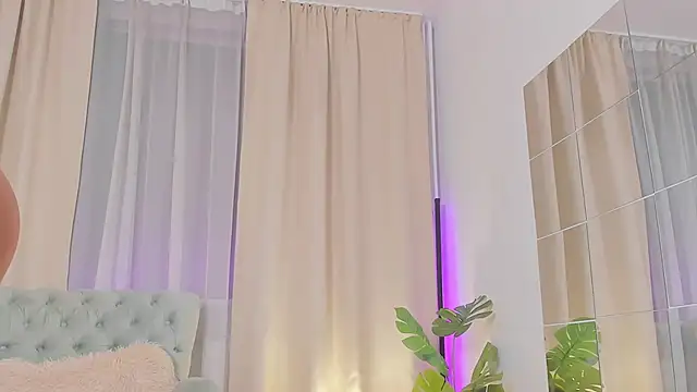  xhotbaby online show from April 8, 4:58 am