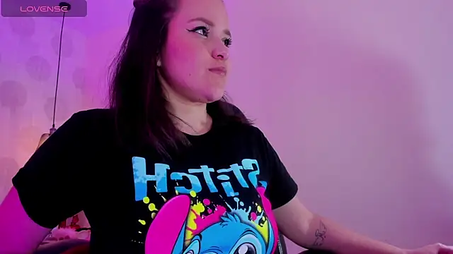 GIANAMILLER6 online show from March 28, 12:15 pm