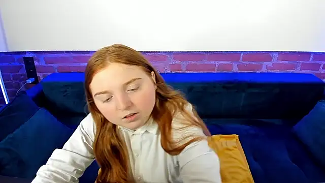 Snapshot of KattyRose8 chatting on October 7, 5:50 pm KattyRose8 online show from October 7, 5:50 pm