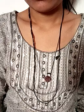 Vandana-Singh online show from November 4, 4:06 am