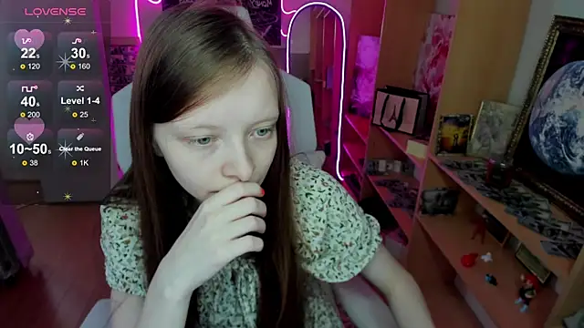 AliceHaris online show from November 12, 3:37 am