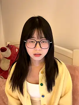 Ella-A9 online show from December 1, 4:31 pm