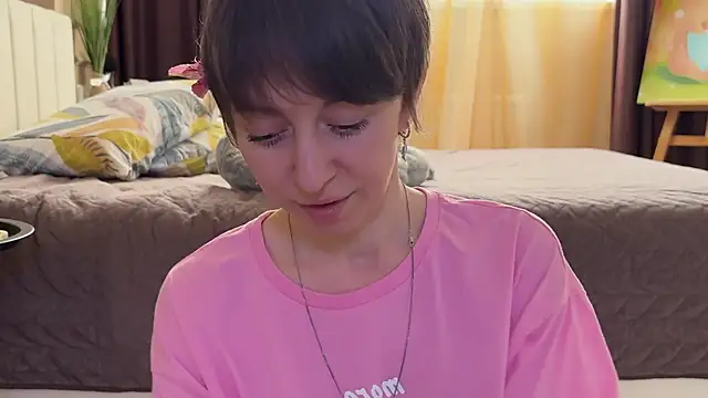 daniellia  online show from May 23, 2:26 pm