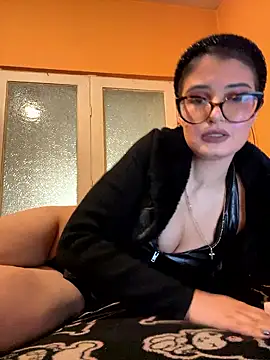 Larra69 online show from January 15, 6:47 pm