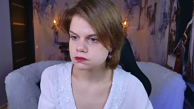 EllieMurler online show from November 26, 9:32 am