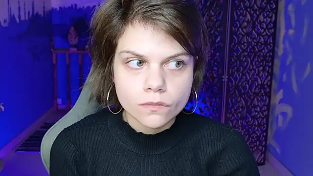 EllieMurler online show from September 28, 9:14 am