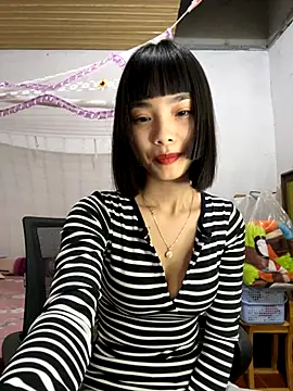 Snapshot of andymi1 chatting on October 21, 3:05 pm andymi1 online show from October 21, 3:05 pm