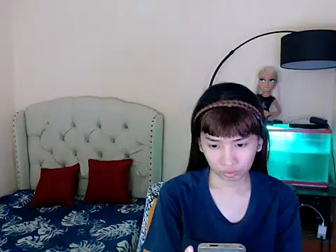 ShantalFoxxy  online show from March 12, 2:25 am