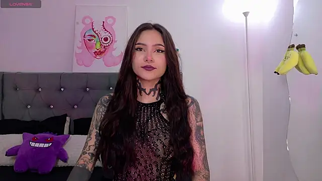 sara queen10 online show from October 27, 5:08 pm