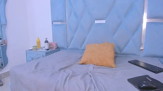 DaylesAndHarry online show from November 27, 1:25 pm