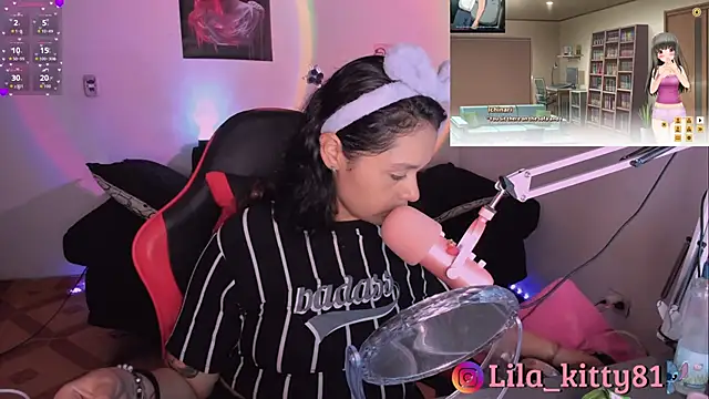 lila kitty81 online show from November 14, 7:03 pm