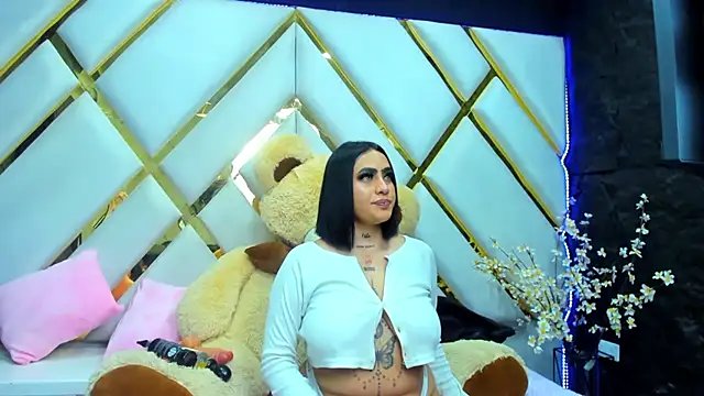 Snapshot of nikky_latin chatting on September 30, 3:56 am nikky latin online show from September 30, 3:56 am