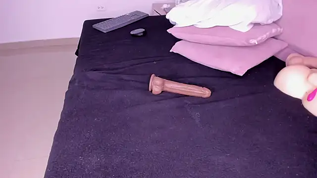 ambarasm online show from February 13, 1:35 pm