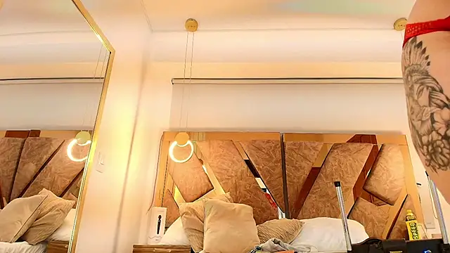 zarah andrew   online show from December 4, 3:03 pm