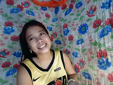 Snapshot of Pinay_Skinny18 chatting on October 4, 11:49 am Pinay Skinny18 online show from October 4, 11:49 am