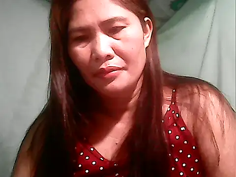 Snapshot of Juicy_69xx chatting on September 15, 6:48 pm Juicy 69xx online show from September 15, 6:48 pm