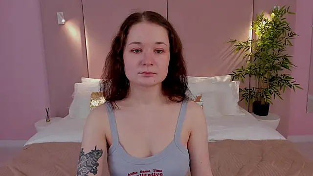 NancyJonson online show from December 2, 3:30 am