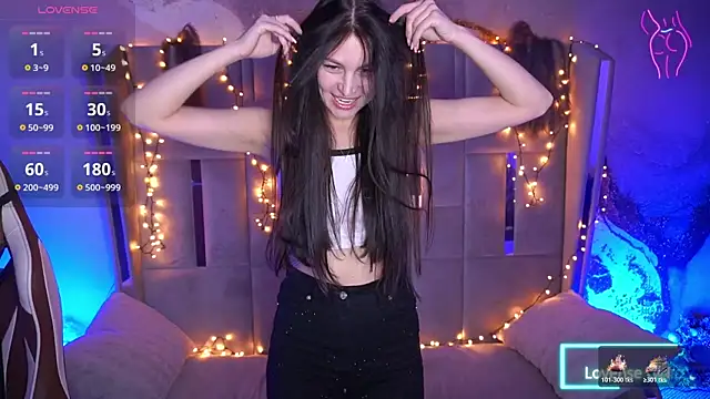 EliseVelour online show from February 22, 1:23 pm