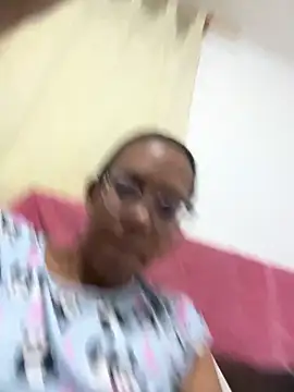 Valen1800 online show from November 7, 1:22 am