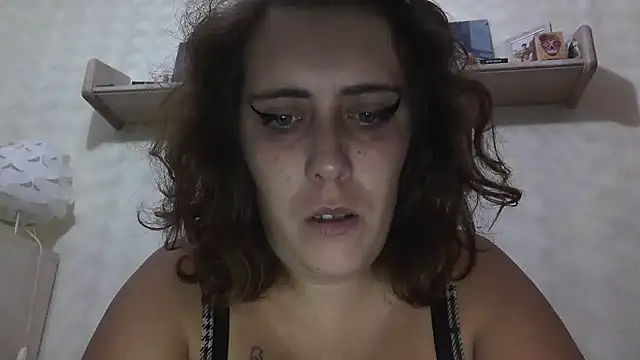 laxinna123 online show from October 21, 4:00 pm