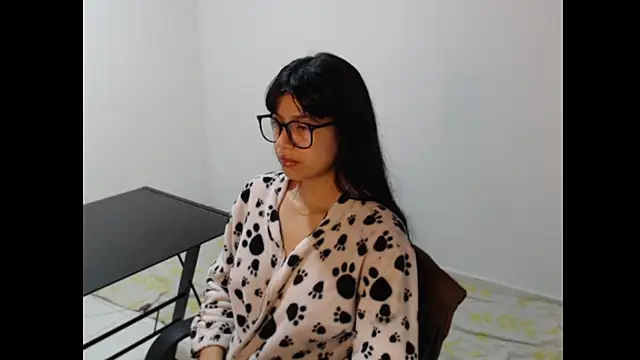 meganmiauu online show from April 23, 9:50 am