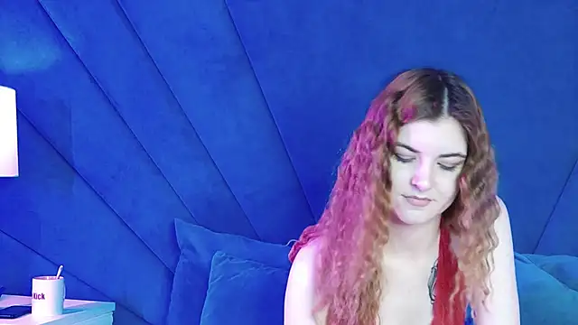 Evelisse online show from June 7, 4:41 am