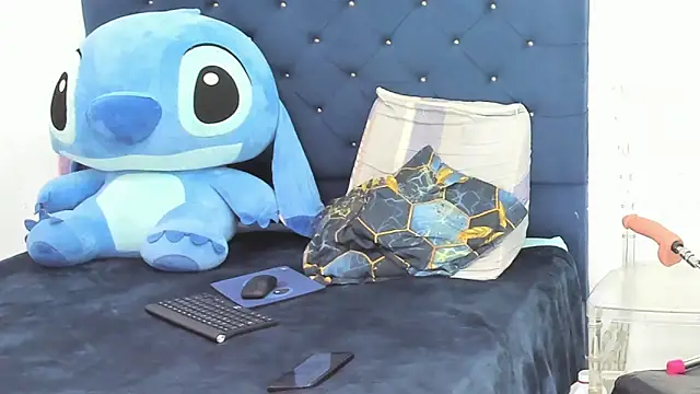 emma ucros online show from September 15, 10:06 pm