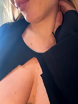 sailor titti online show from January 7, 12:30 pm