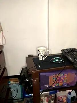 luisahot 9727 online show from November 11, 6:20 am