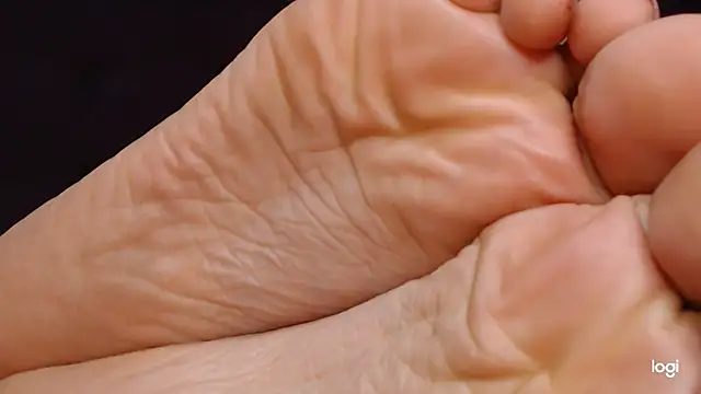 ash feet online show from November 13, 2:43 am