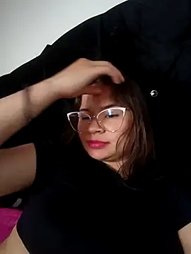 Isa Acosta online show from September 19, 9:25 pm