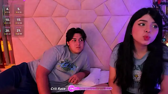 EmilyANDrew  online show from December 16, 5:24 am