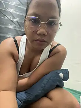 SpankyMyAss69 online show from February 4, 8:56 pm