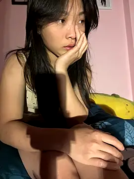 Phayphay77 online show from December 3, 2:19 pm