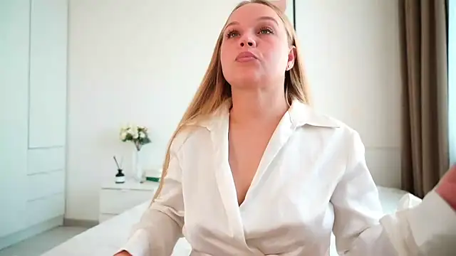 Snapshot of Irene_sooth chatting on September 9, 9:20 am Irene sooth online show from September 9, 9:20 am