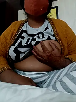 Jessi 25 online show from January 10, 8:13 pm