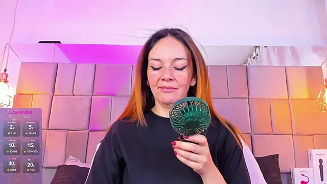 antoneella jones online show from September 11, 1:33 pm