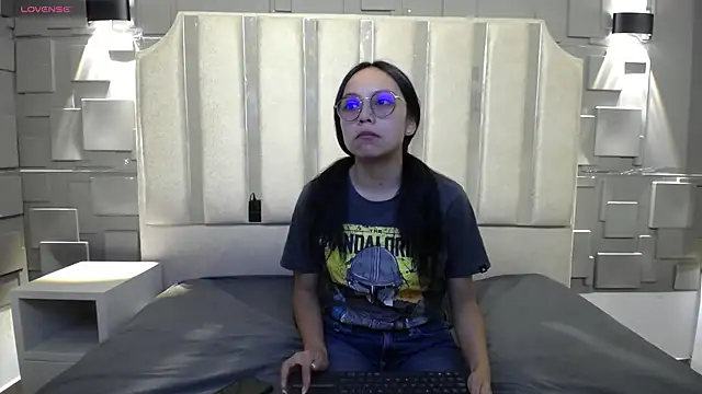 katalina07 1 online show from April 20, 5:38 pm