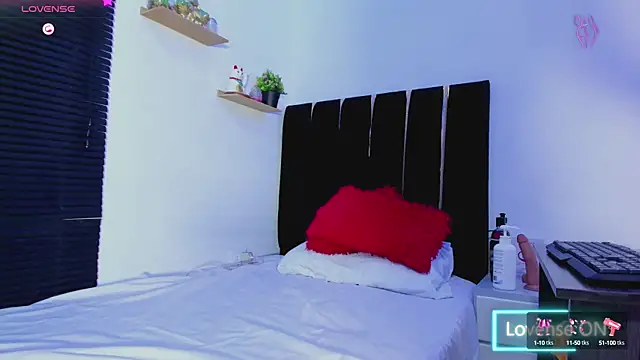 bellota924 online show from September 29, 1:38 pm