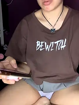 Snapshot of Aixahot3 chatting on October 16, 2:03 am Aixahot3 online show from October 16, 2:03 am